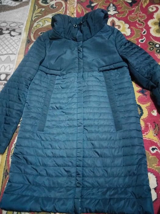 Отдам даром куртки женские осень