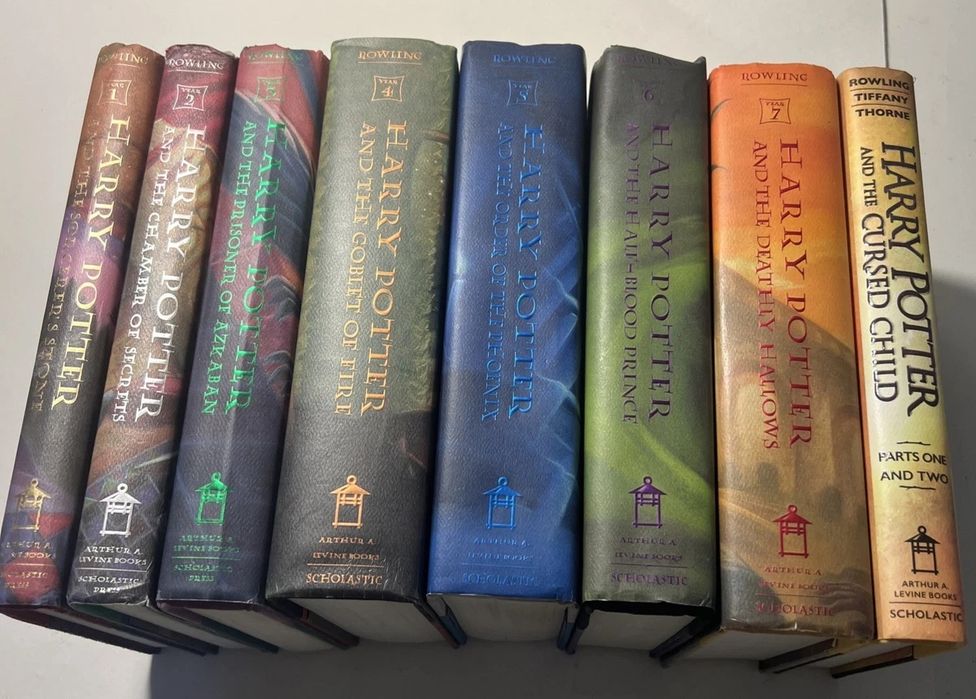Комплект книг Гарри Поттер