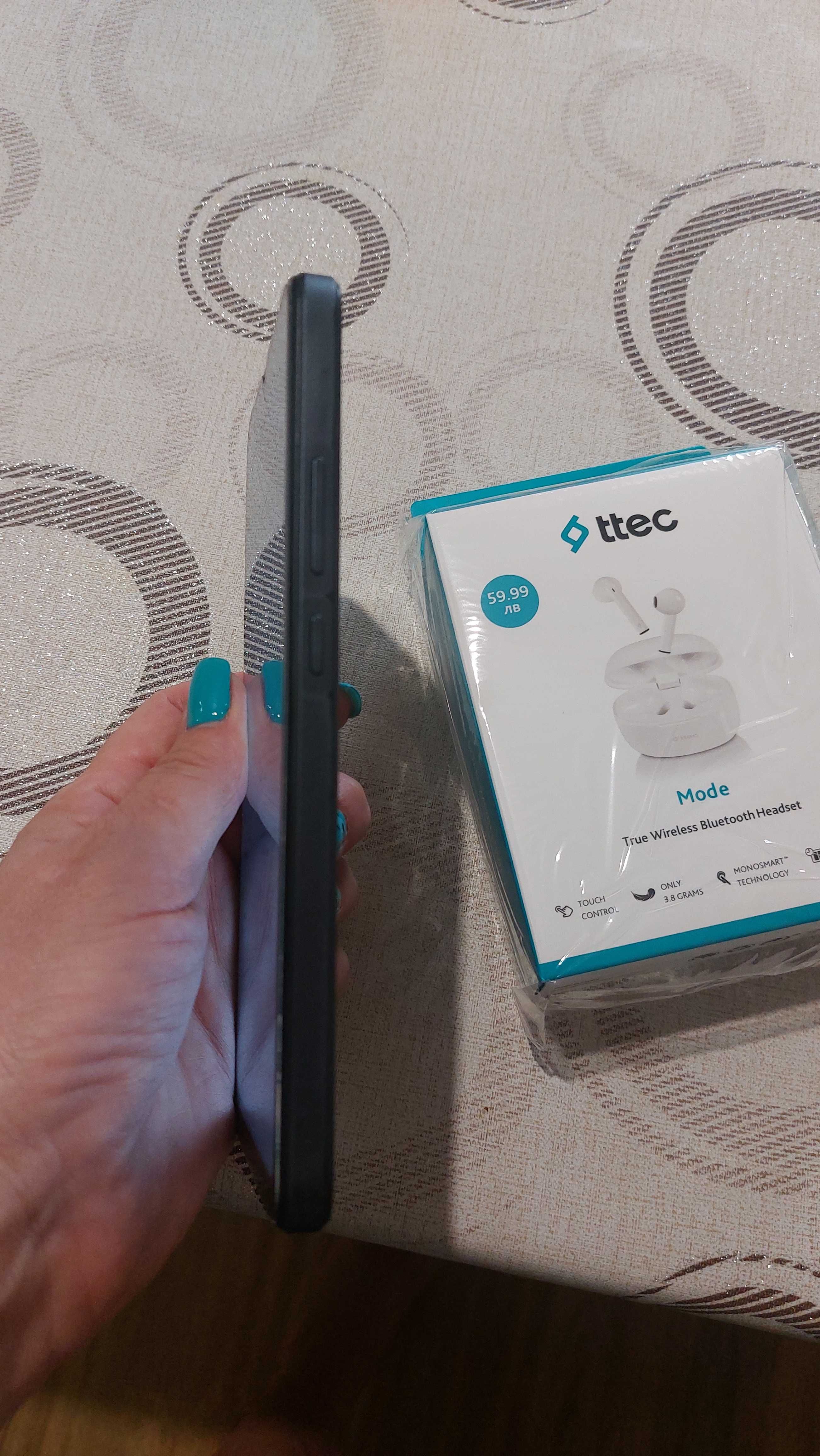 Телефон Realme C 30
