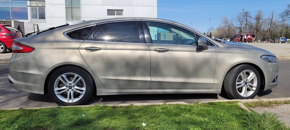 FORD MONDEO 5, Panoramic, Faruri LED,  Full Piele, Subwoofer 12 boxe