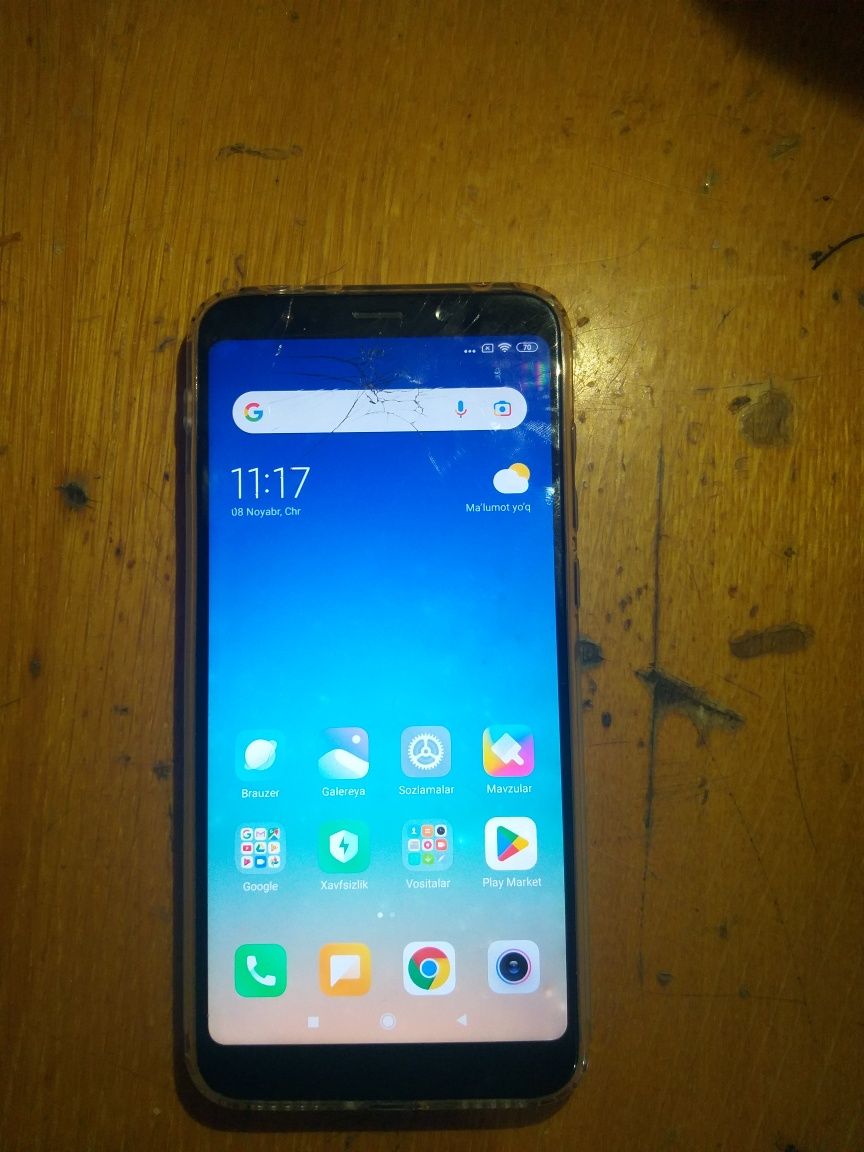 Redmi 5+   versiyasi 11  xotira 32GB yili -2019