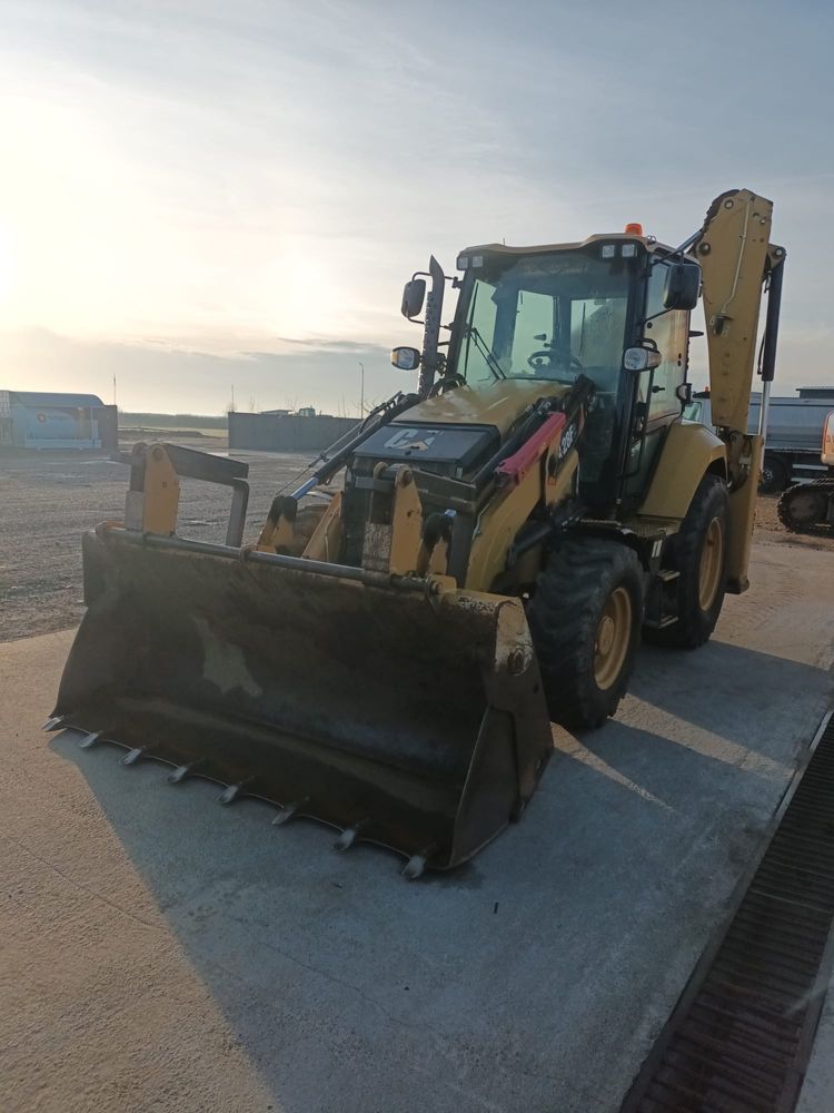 Buldoexcavator CAT 428F2