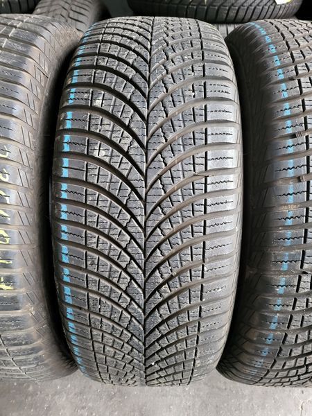 235/60/17 GOODYEAR 4бр