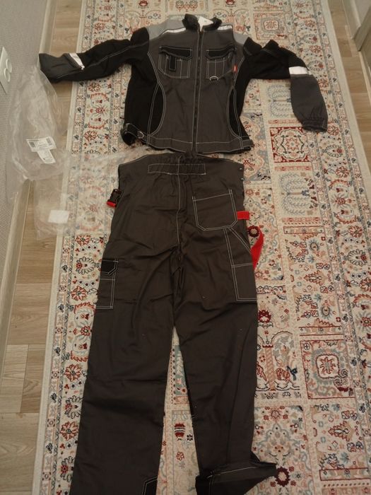 Продам спецодежда