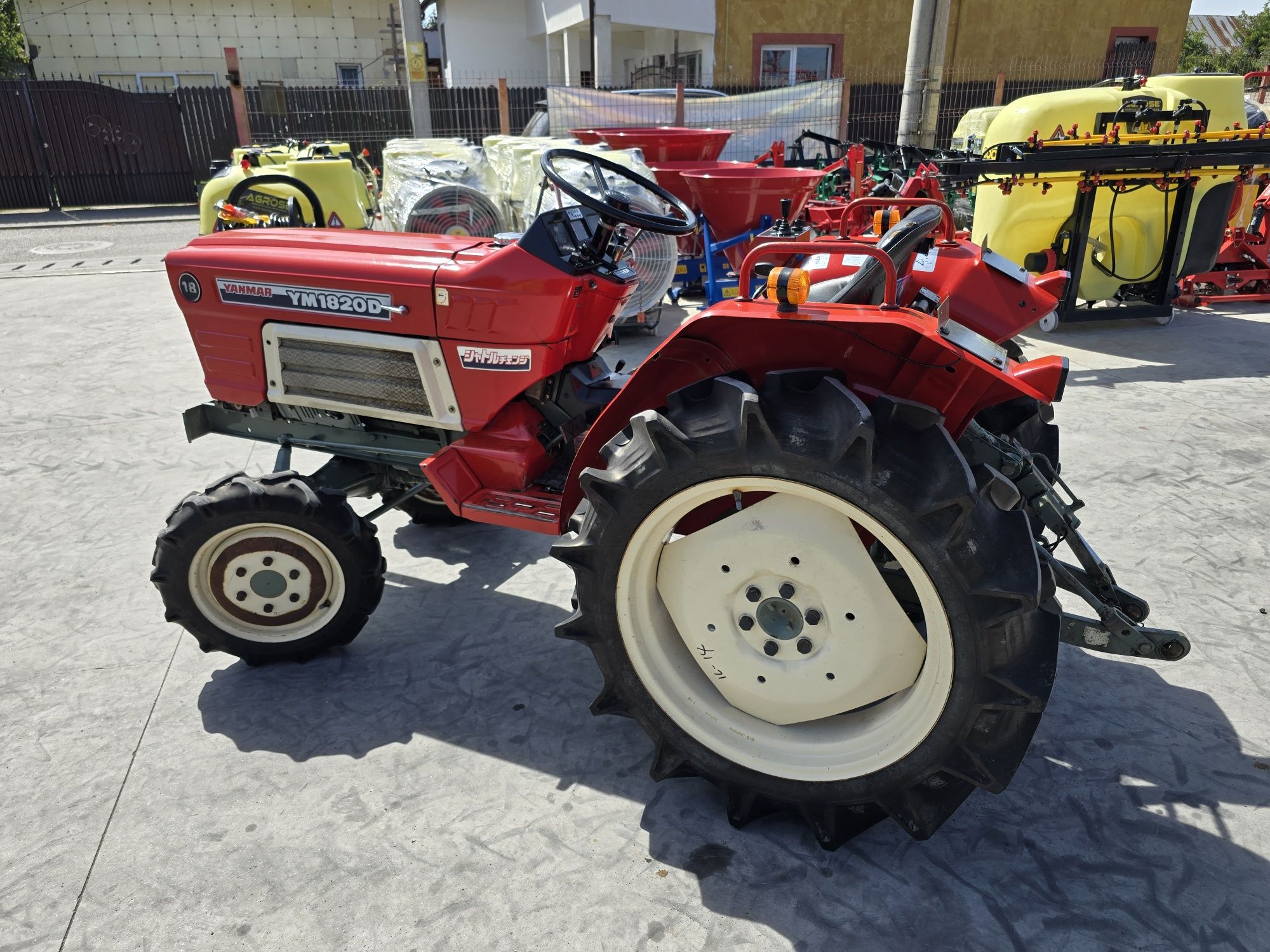 Tractor japonez Yanmar 18cp