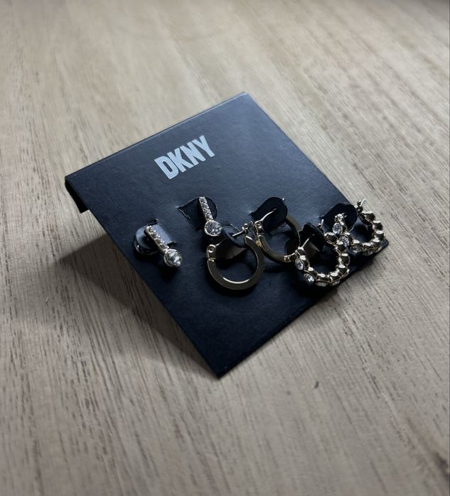 Комплект обеци DKNY