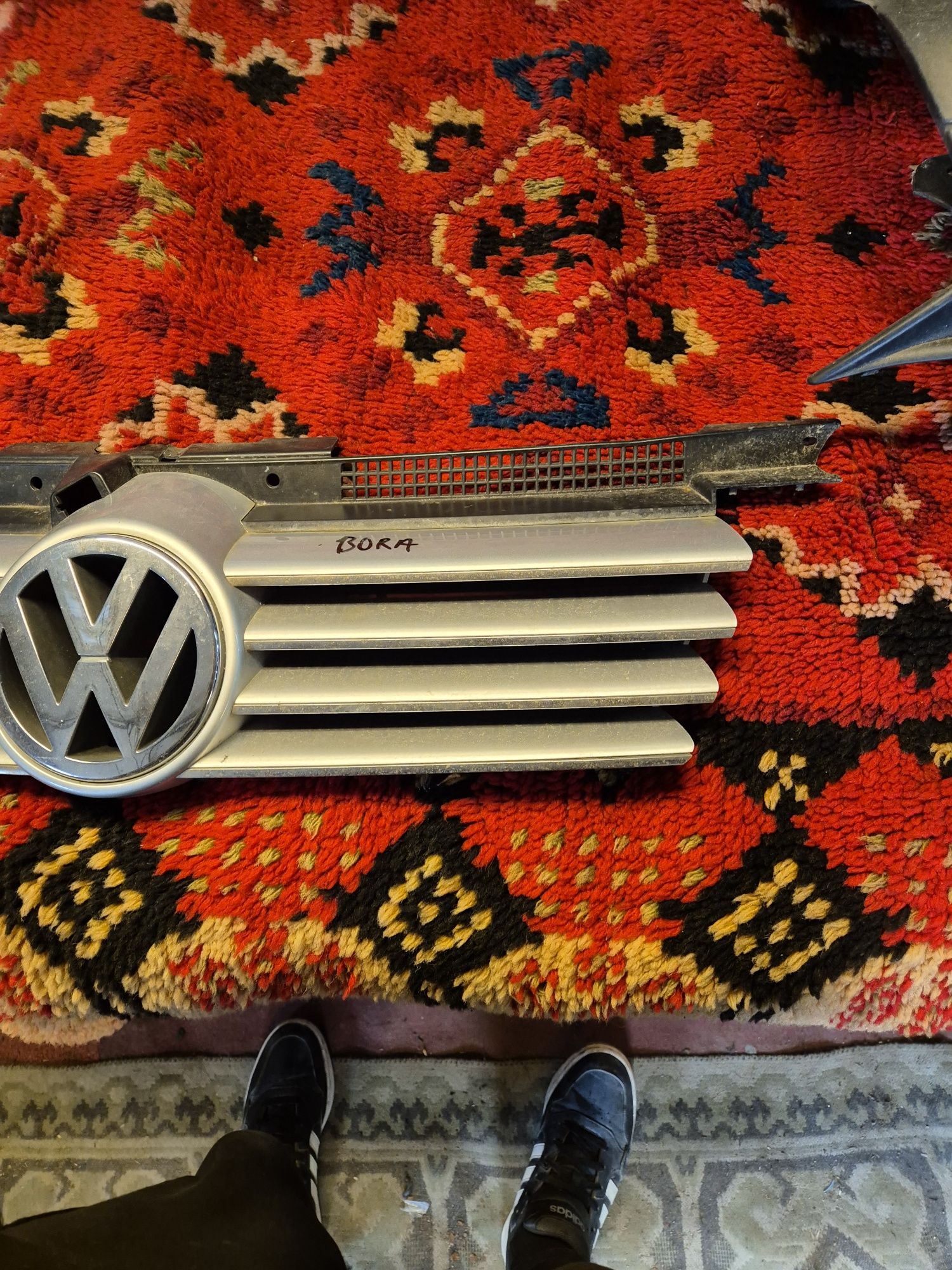Оригинална Решетка ЗА VW Бора 98- 2006г