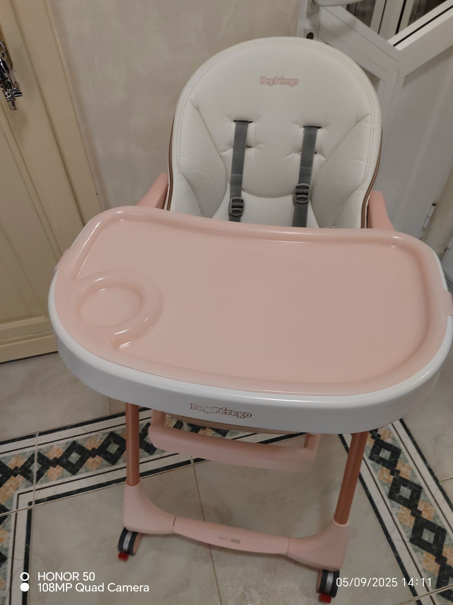 Столче за хранене peg perego follow me