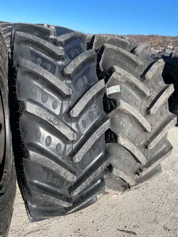 Cauciucuri noi 420/70R28 BKT John Deere 6630 Case maxxum 115