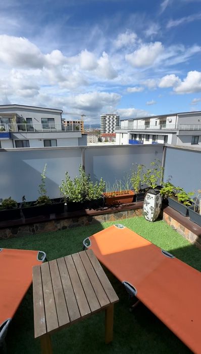 Apartament 3 camere ,langa vivo/metro/amethyst