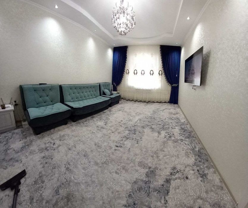 Яшнобод туманида 4 хонали уй сотилади.