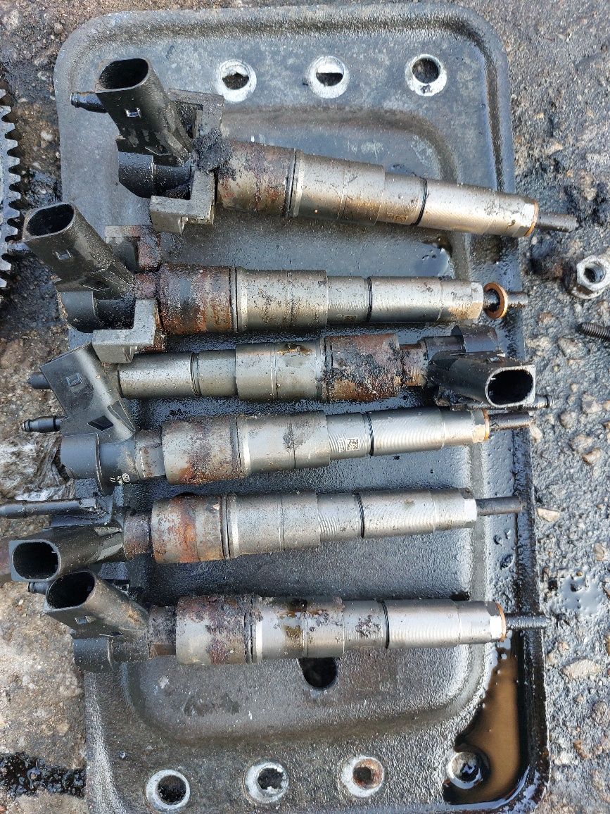 Дюзи е93 бмв  3.0д 231кс m57 bmw e93 3.0d