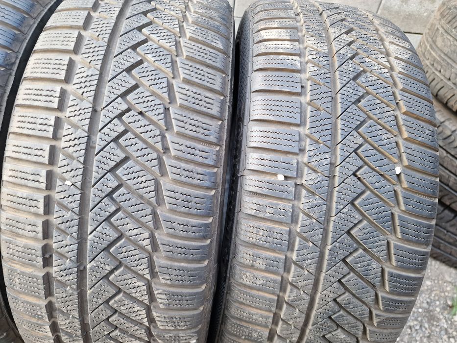 Anvelope 225/45R18 marca Continental, M +S, 7 mm