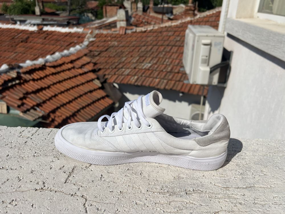 Adidas Tenis 47 1/3