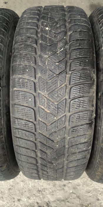Зимни гуми -2020г.-18цола-235/60-1бр.-100лв."PIRELLI"
