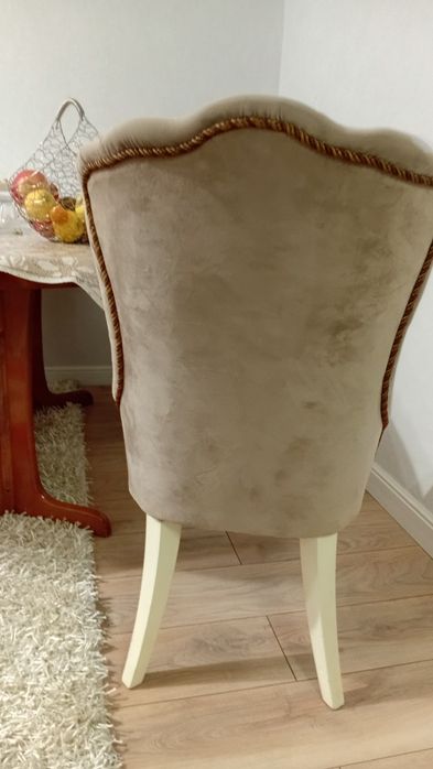 Продам стулья,мягкую,удобную