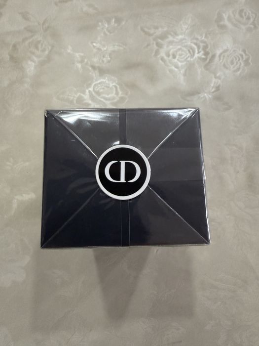 Dior Sauvage Eau de Parfum 60ml – Емблематичен мъжки аромат