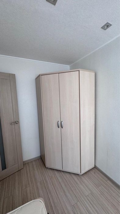 Угловой пенал , стол журнальный