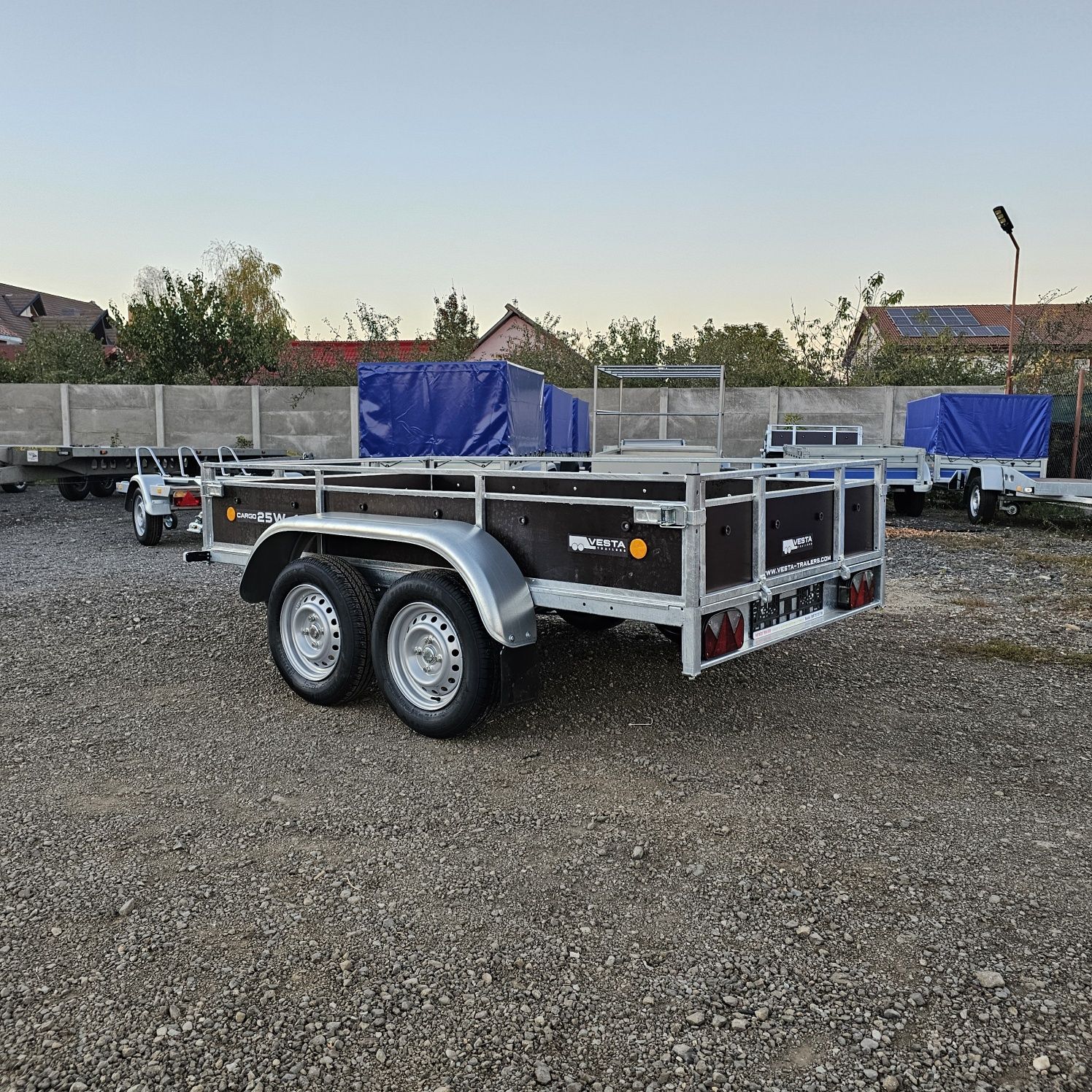 Vesta Light 25 W  1,300 kg