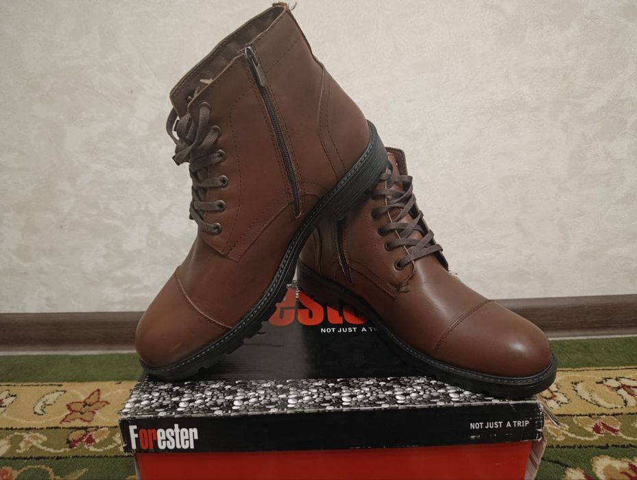 Новые мужские ботинки