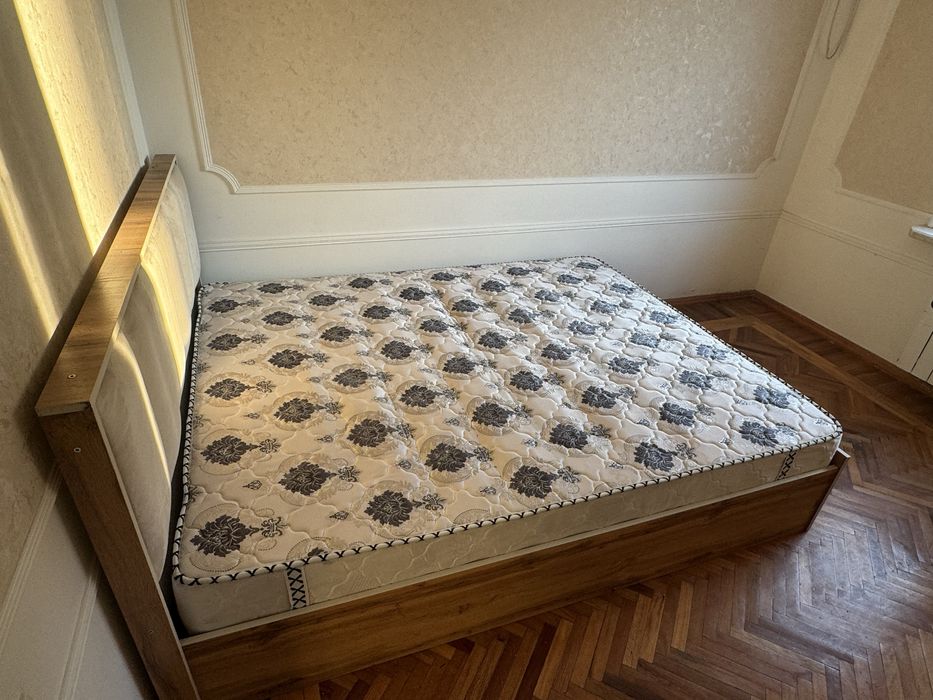 Мебель ва Техникалар сотилади холати зўр