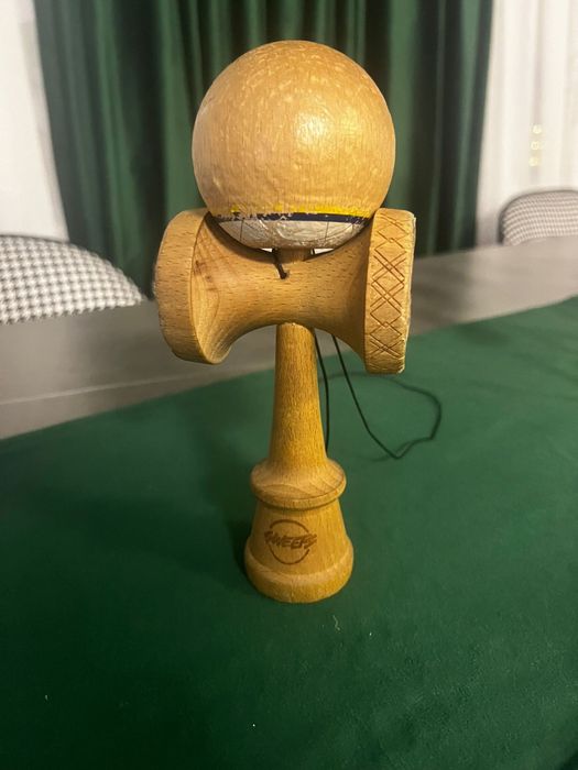 Kendama Broken Romb