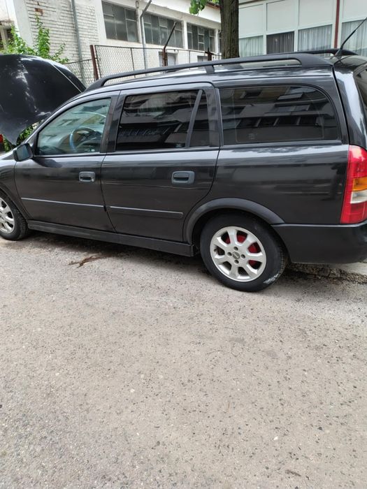Vând Opel astra g