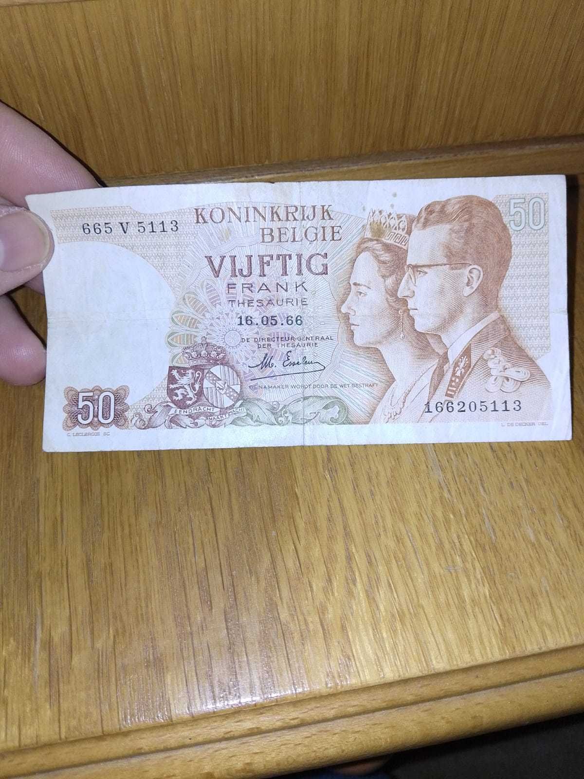 Vând monede si bancnote vechi