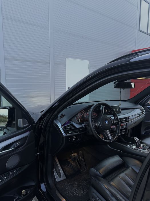 BMW X5 * 2015 *