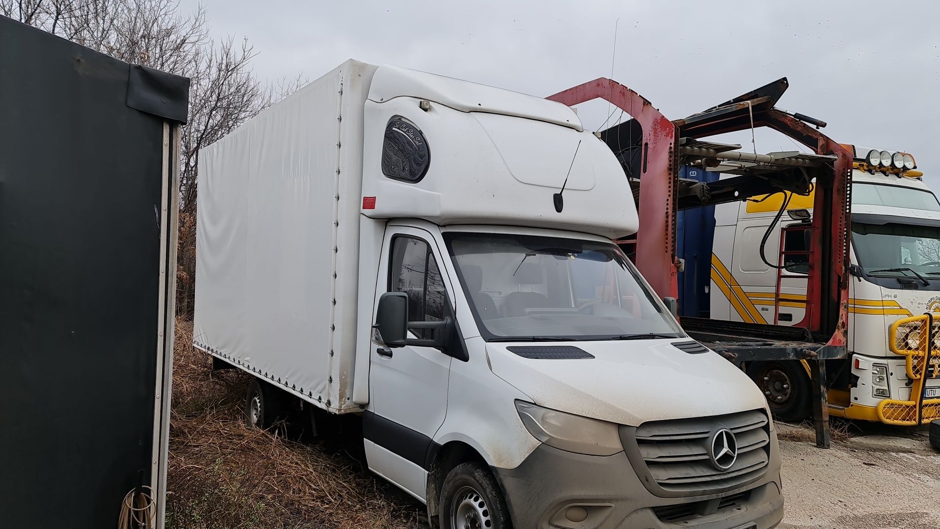Cabine de dormit second hand sau noi dormitor un pat sau două paturi