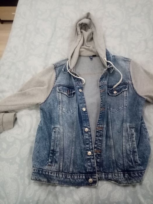 Дънково яке, много запазено.