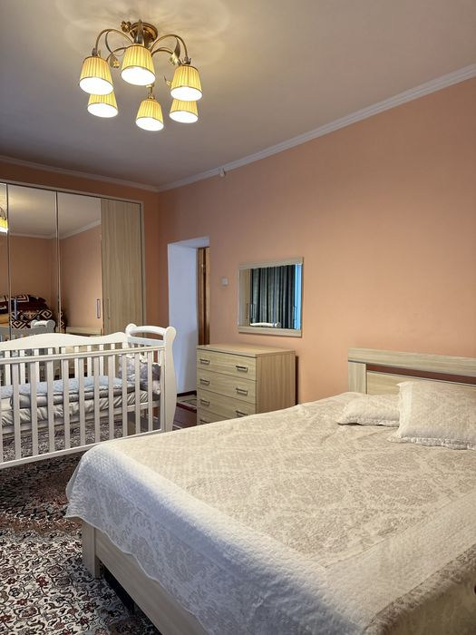 Продается  кирпичный дом 10 соток