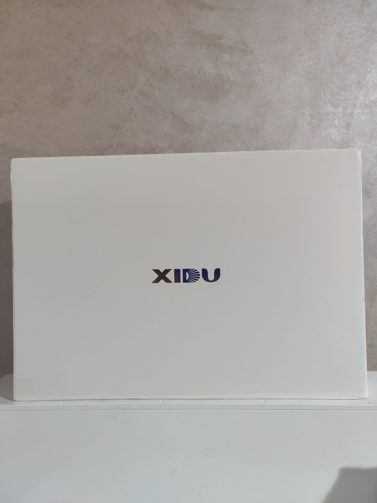 Laptop XIDU  Tour Pro