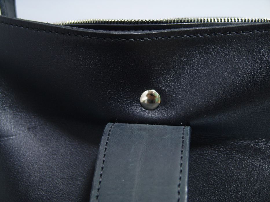 Продаю фурнитуру для кожи. Кнопки, магниты, карабины  всё в наличии.