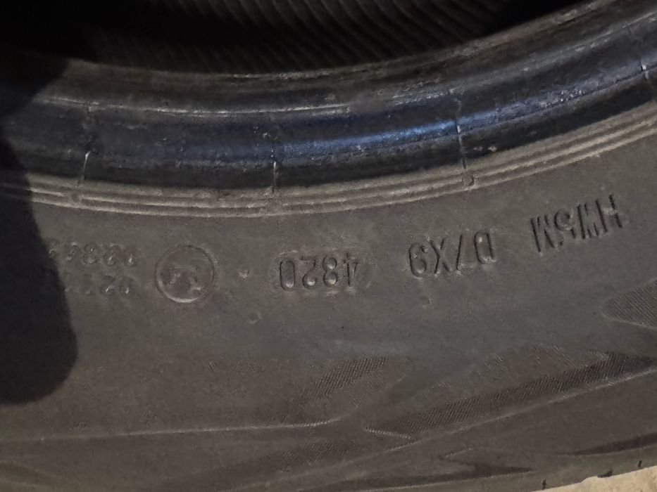 Продавам комплект 4 броя гуми Continental EcoContact 6 215/60/16