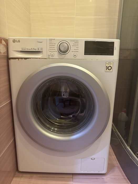 Стиральная машина LG 6.5 кг — работает, нужен ремонт манжеты