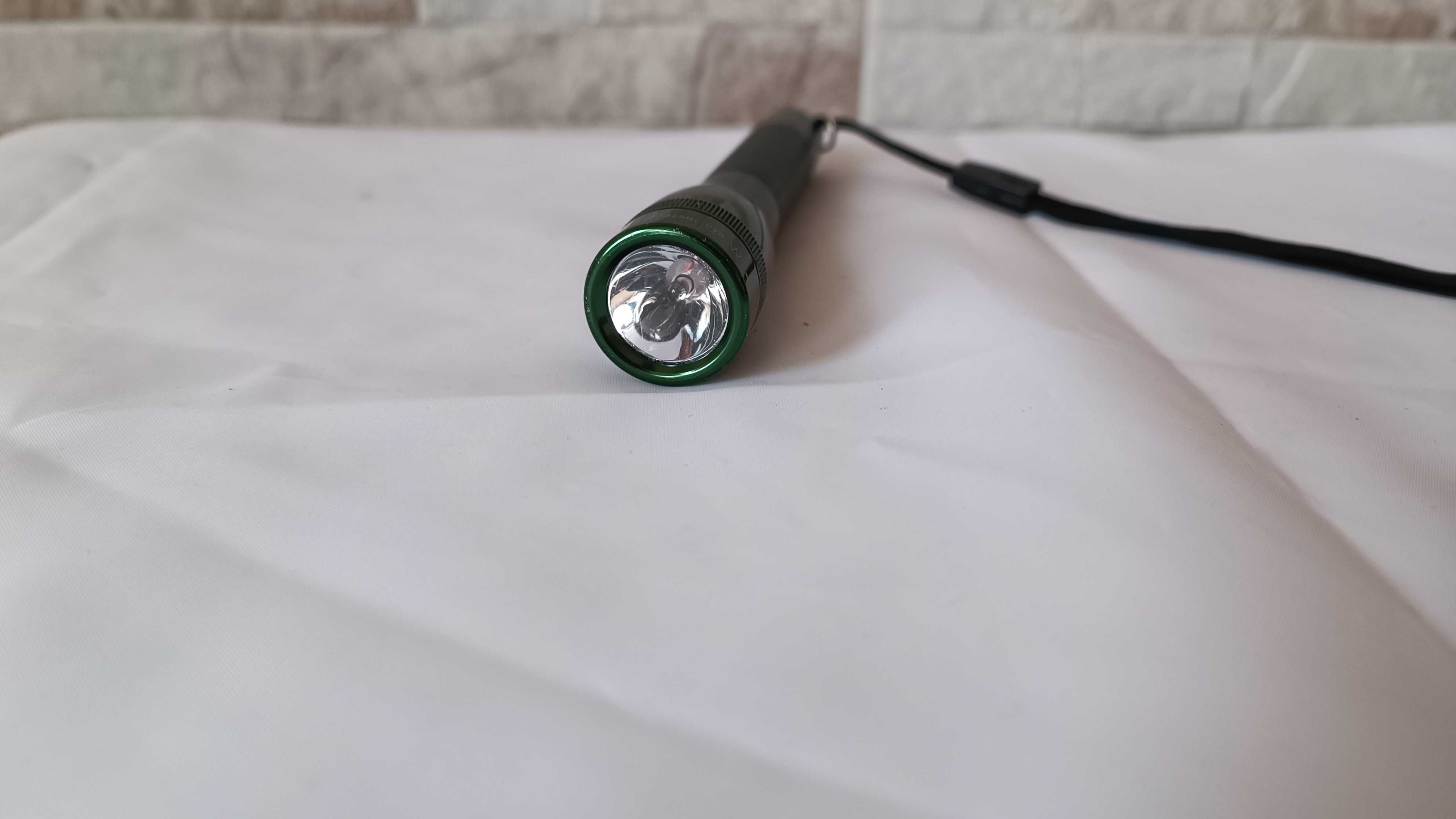 Метален малък фенер - Mini MagLite - Made in USA