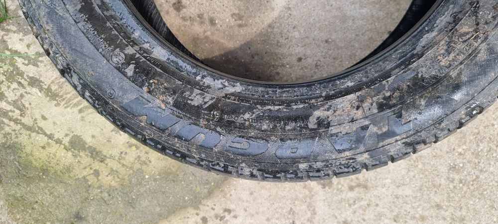 Anvelopă iarnă 205/55/16 Targum