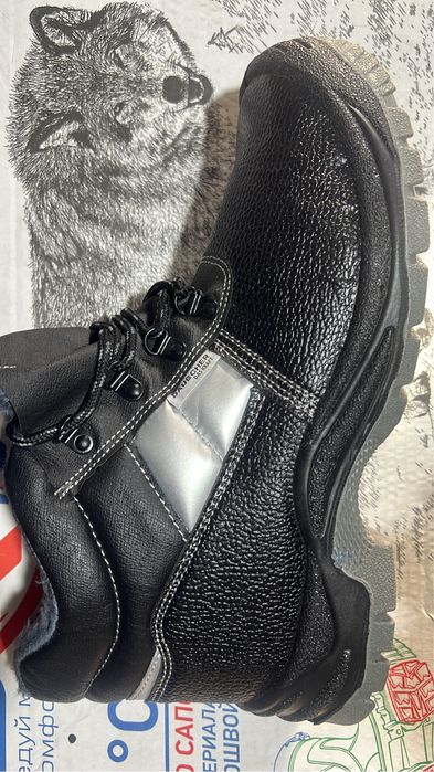 Продам сандали рабочие