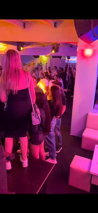 Club cafe de vanzare-afacere la cheie in costinesti
