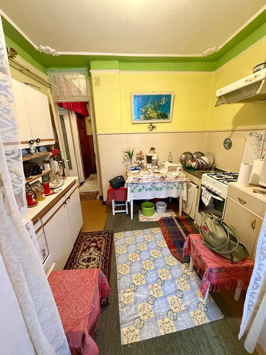 Apartament 3 camere la parter Dancu