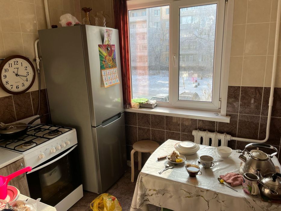 Продам квартиру остановка Сергей тюленина