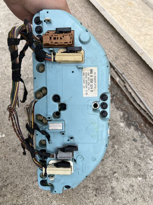 Части за БМВ е32/е34