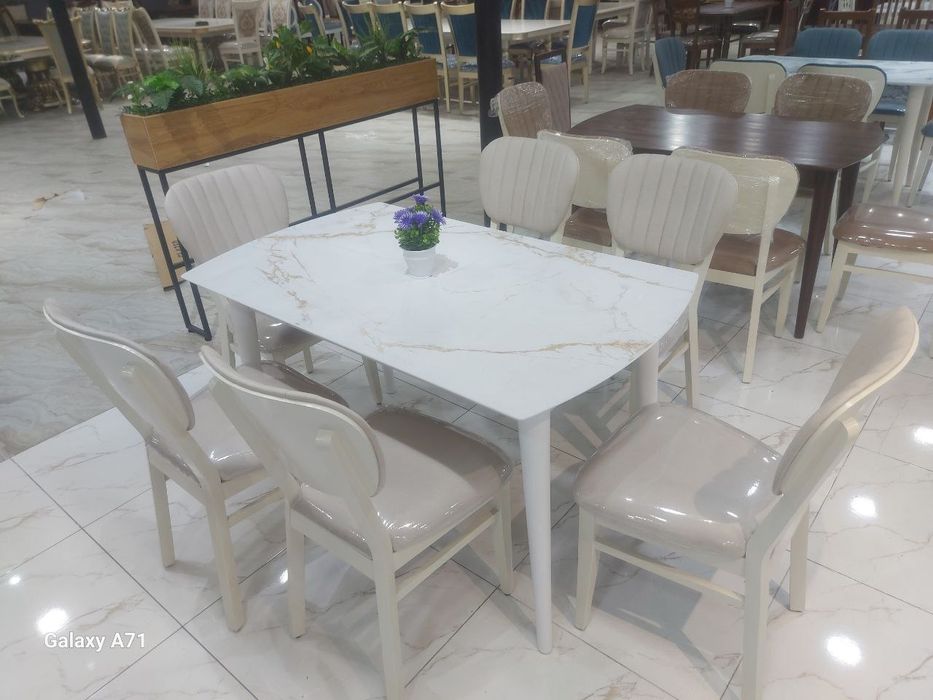 Стол стулья для кухня