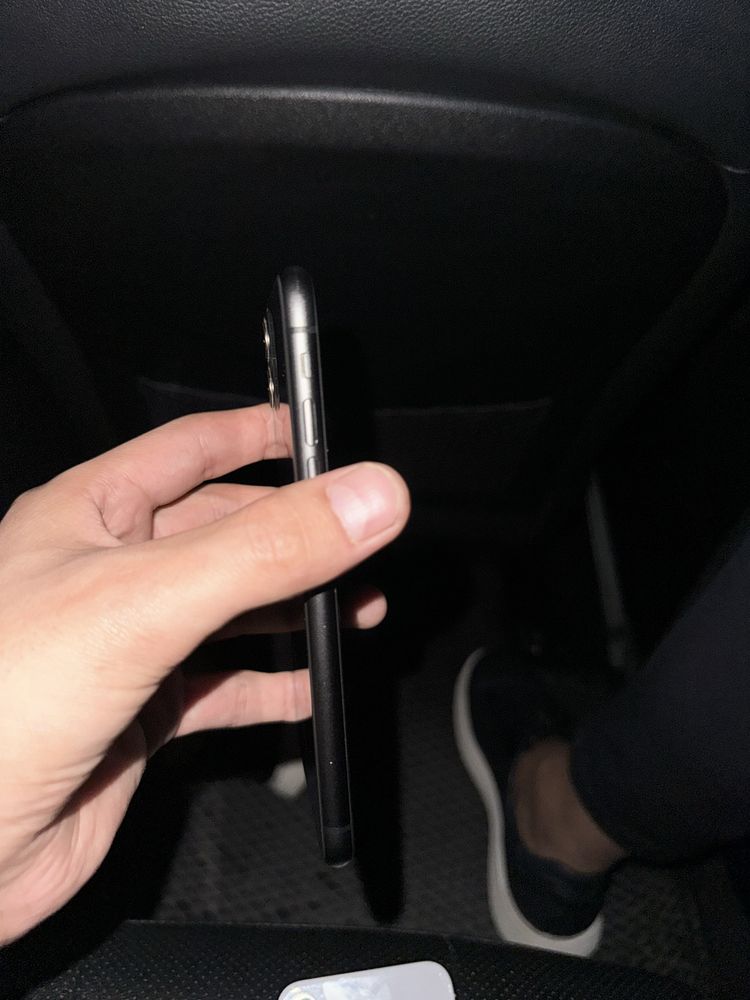 IPhone 11  64 Gb