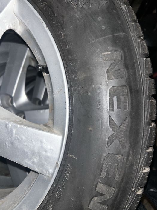 Зимни гуми с алуминиеви джанти 215/65R 16