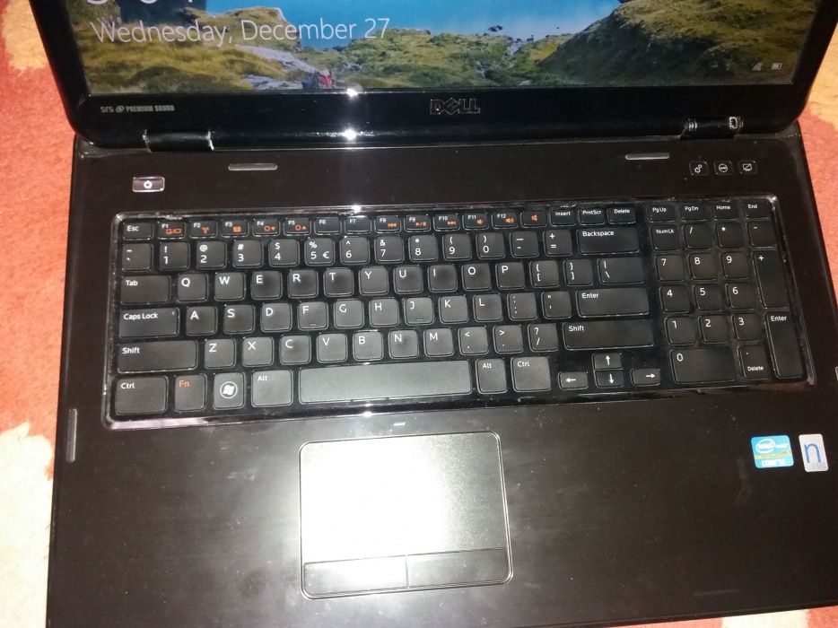 Laptop Dell Inspiron 17"