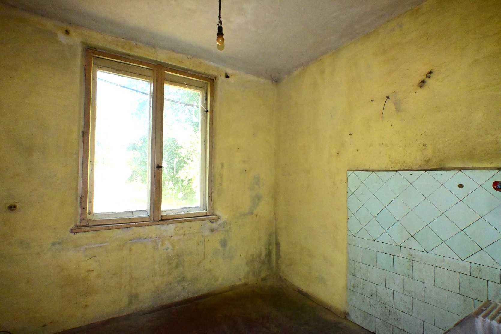 Двустаен апартамент в гр. Перник, кв. Изток,