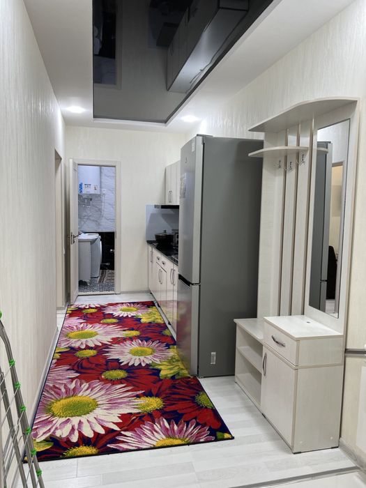 Срочно Сдаётся У.л Нукуская Ор-р 1.Натарални Пирамид 1/комнатная