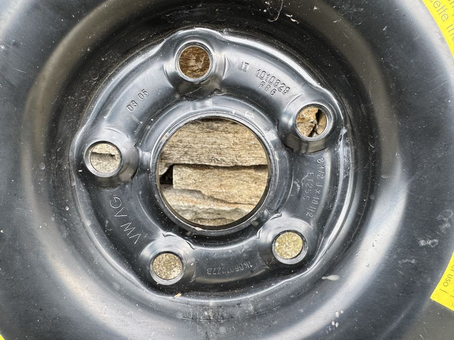 НОВА VAG патерица / резервна гума 18”